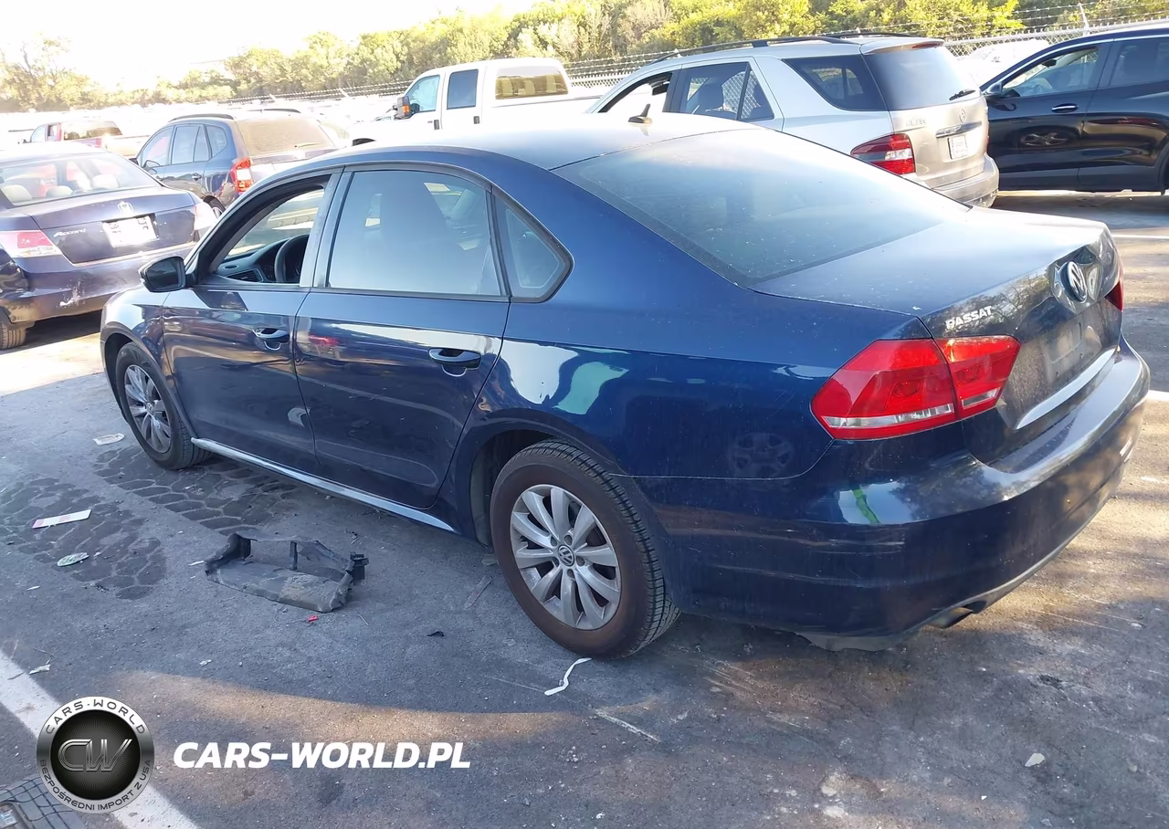 2013 Volkswagen Passat 2.5L S VIN:1VWAP7A37DC127654 - 3