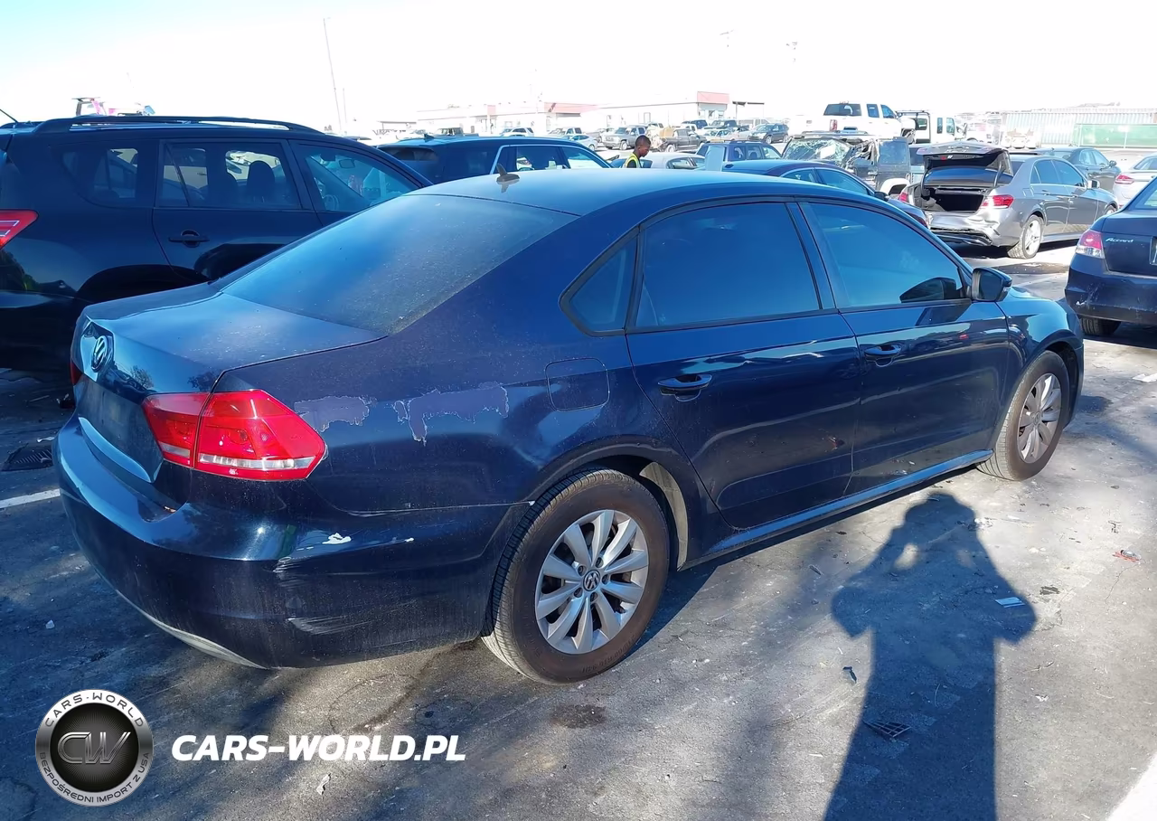 2013 Volkswagen Passat 2.5L S VIN:1VWAP7A37DC127654 - 4