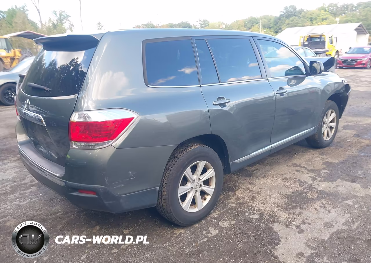 2013 Toyota Highlander VIN:5TDZA3EH3DS039219 - 4