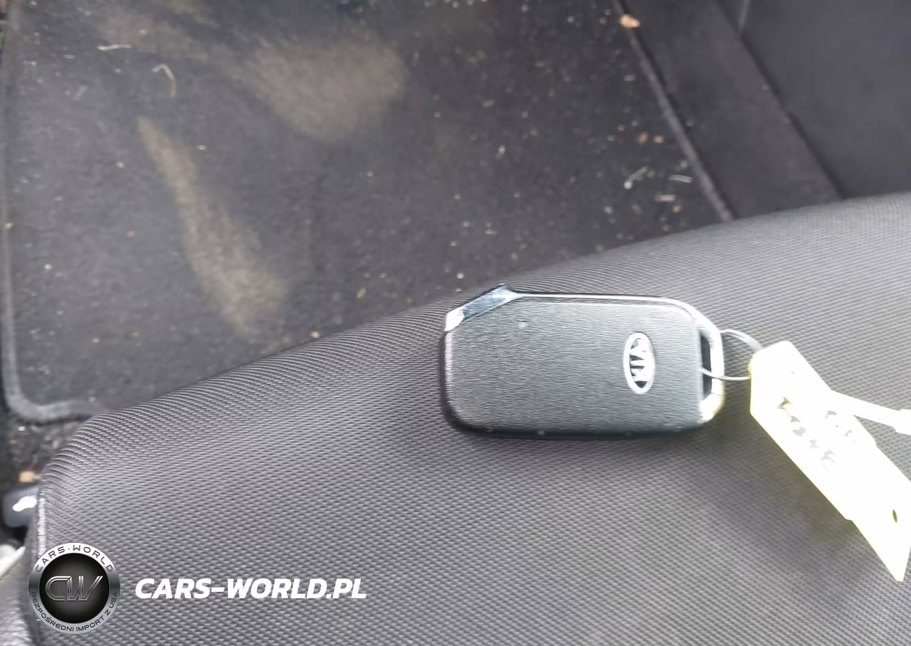 2021 Kia Forte Gt-Line VIN:3KPF34AD6ME341622 - 11