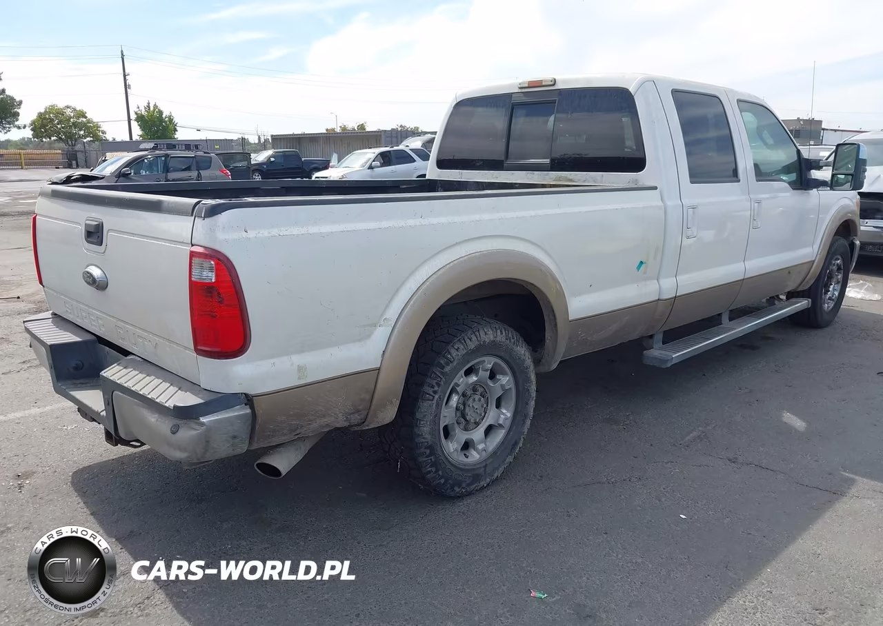 2013 Ford F-250 King Ranch-Lariat-Xl-Xlt VIN:1FT7W2A6XDEA34340 - 4