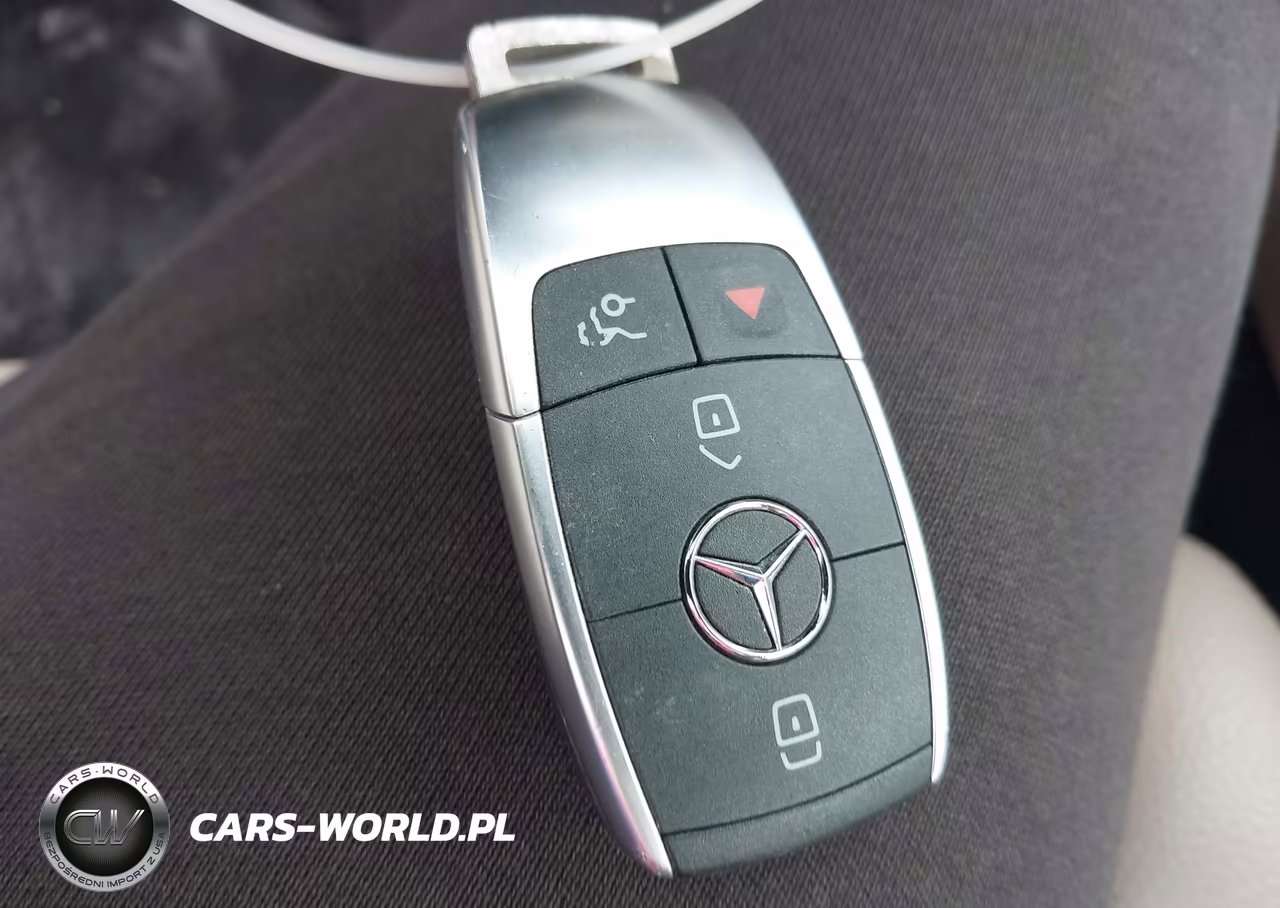 2019 Mercedes-Benz C 300 4Matic VIN:55SWF8EB2KU289838 - 11