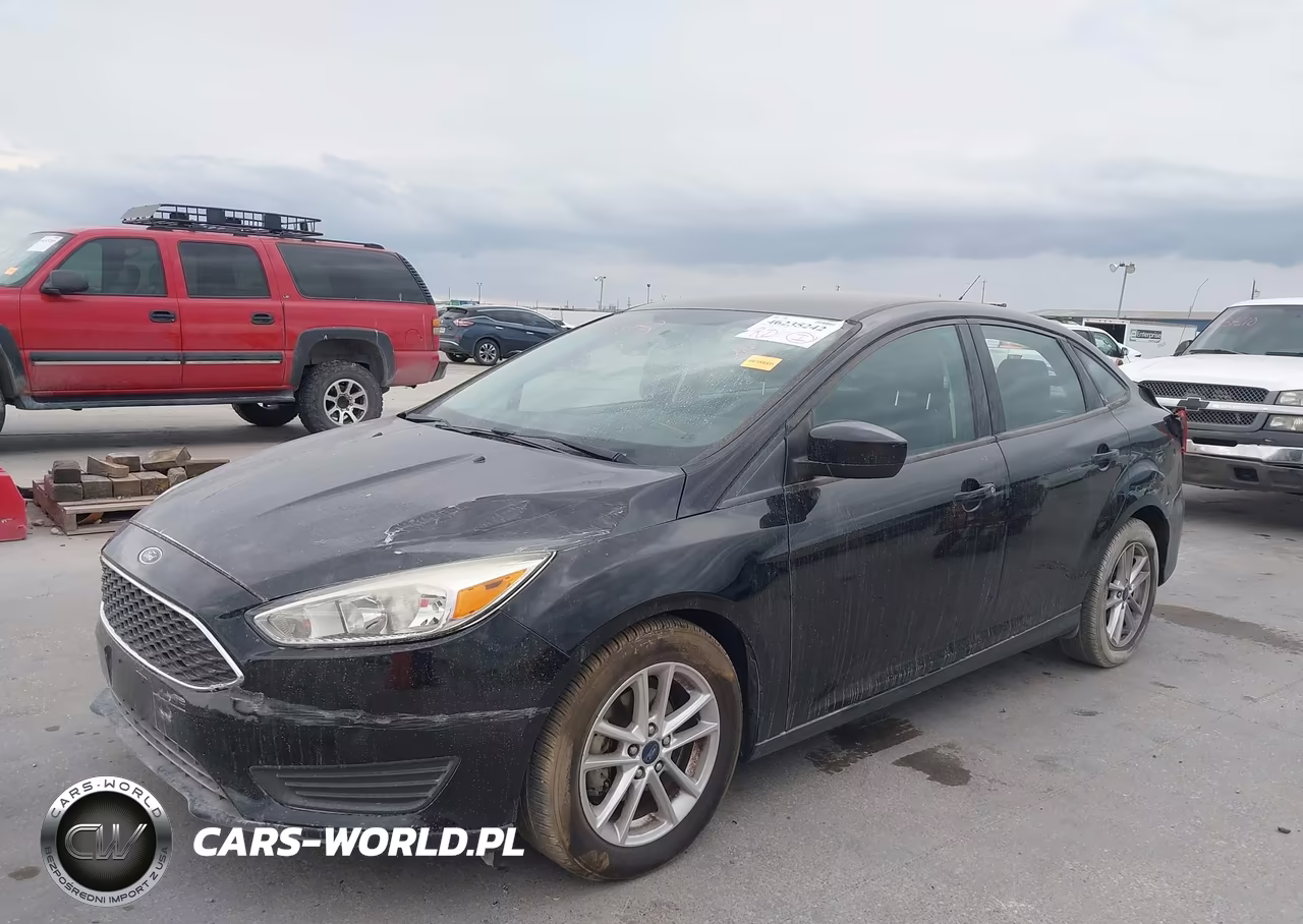 2018 Ford Focus Se VIN:1FADP3FE5JL321636 - 2