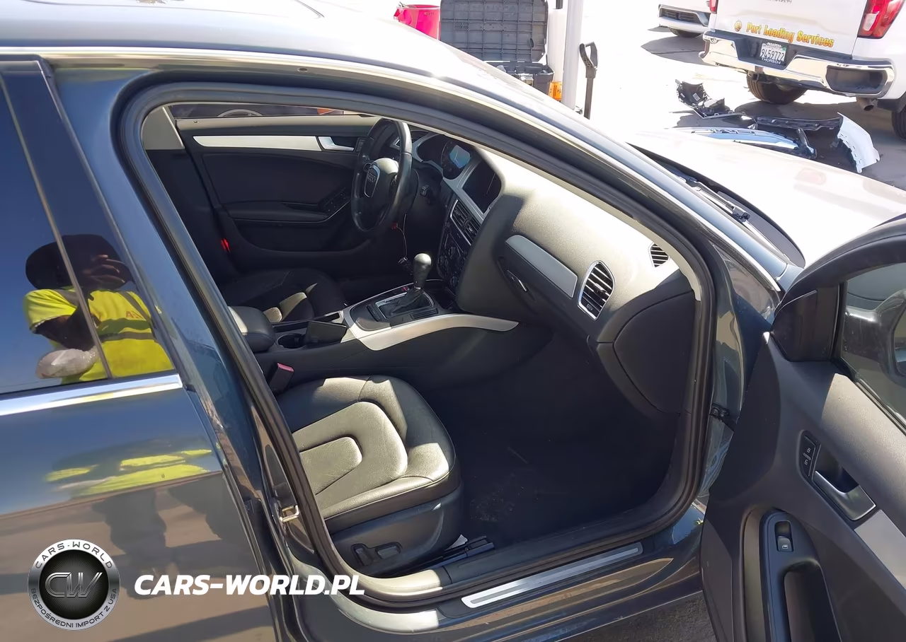 2010 Audi A4 2.0T Premium VIN:WAUEFAFL6AN008441 - 5