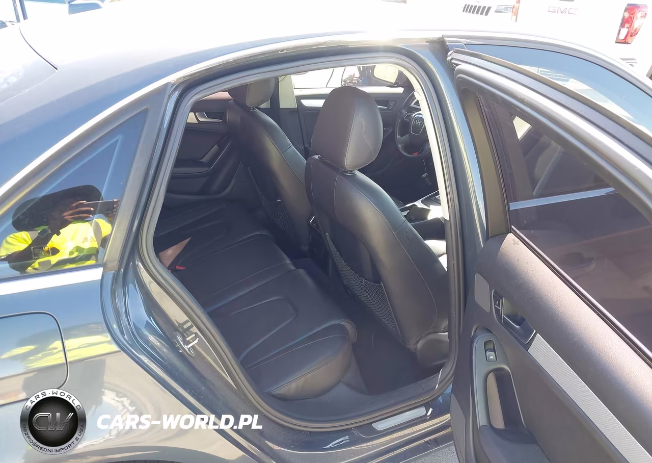 2010 Audi A4 2.0T Premium VIN:WAUEFAFL6AN008441 - 8
