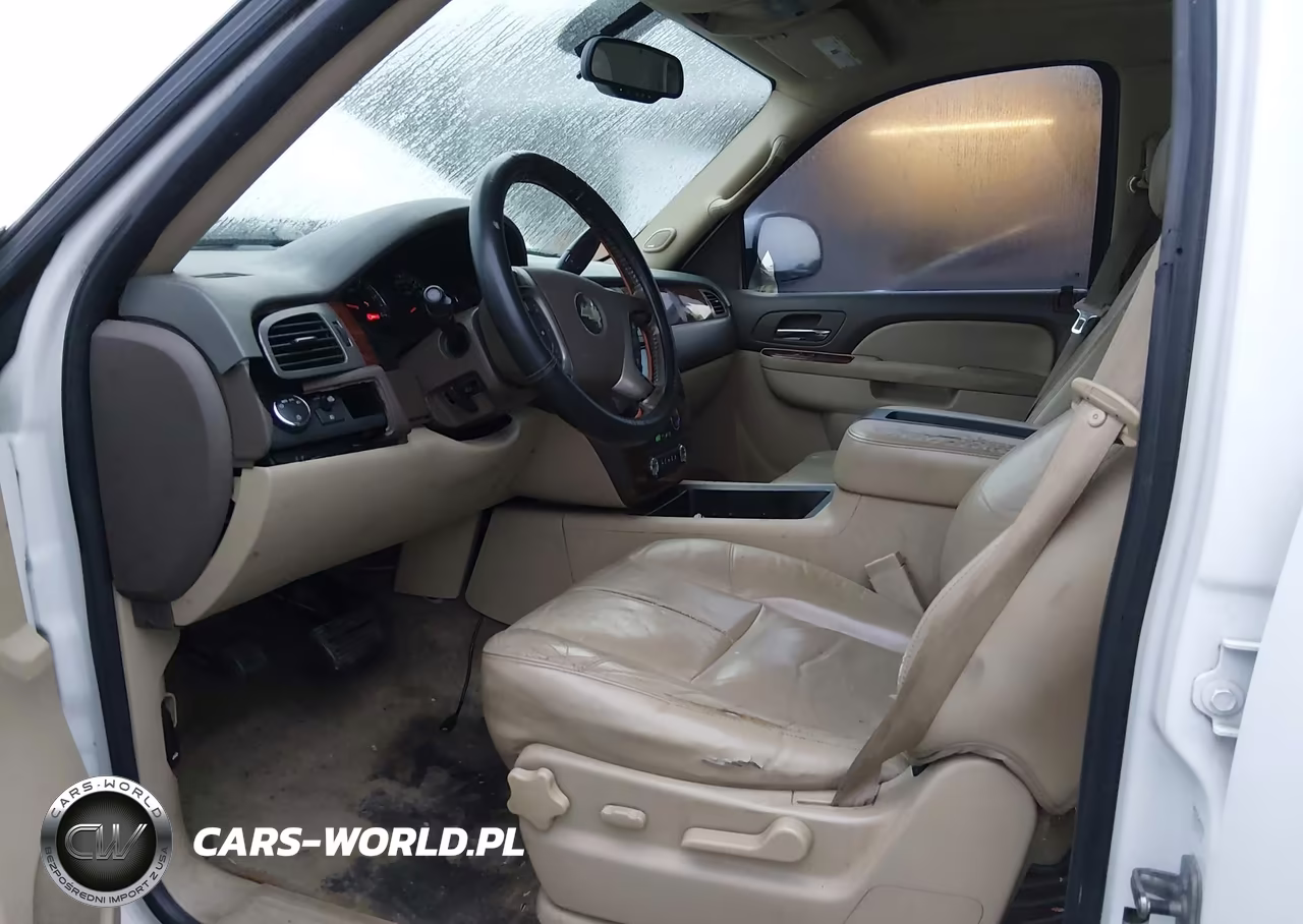 2010 Chevrolet Tahoe Lt VIN:1GNMCBE33AR186158 - 5