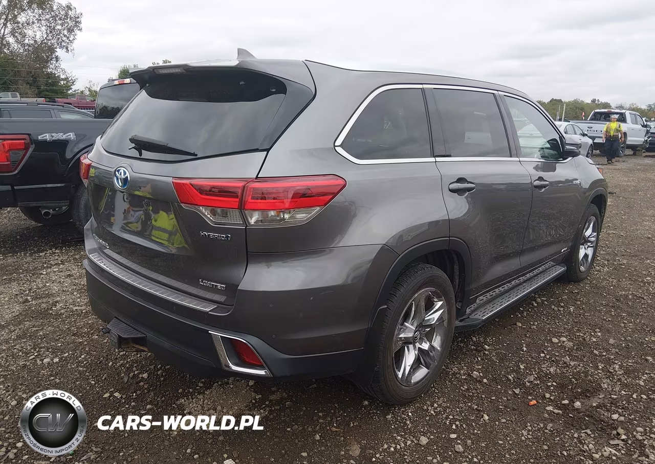 2017 Toyota Highlander Hybrid Limited Platinum VIN:5TDDGRFH7HS035996 - 4