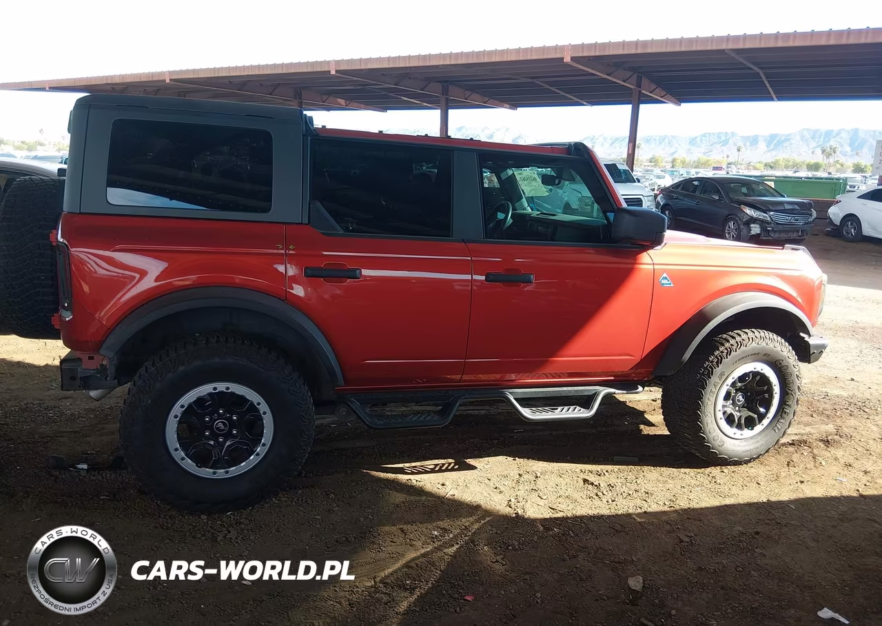 2023 Ford Bronco Black Diamond VIN:1FMEE5DP5PLC14661 - 13