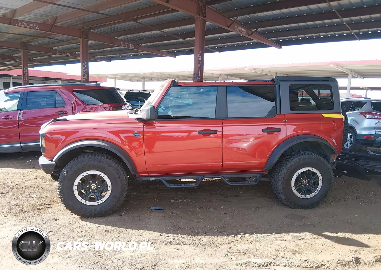 2023 Ford Bronco Black Diamond VIN:1FMEE5DP5PLC14661 - 14