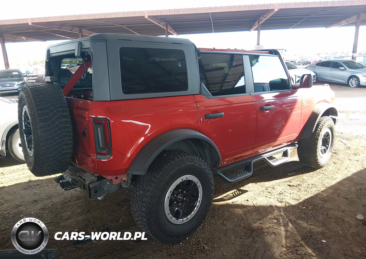 2023 Ford Bronco Black Diamond VIN:1FMEE5DP5PLC14661 - 4