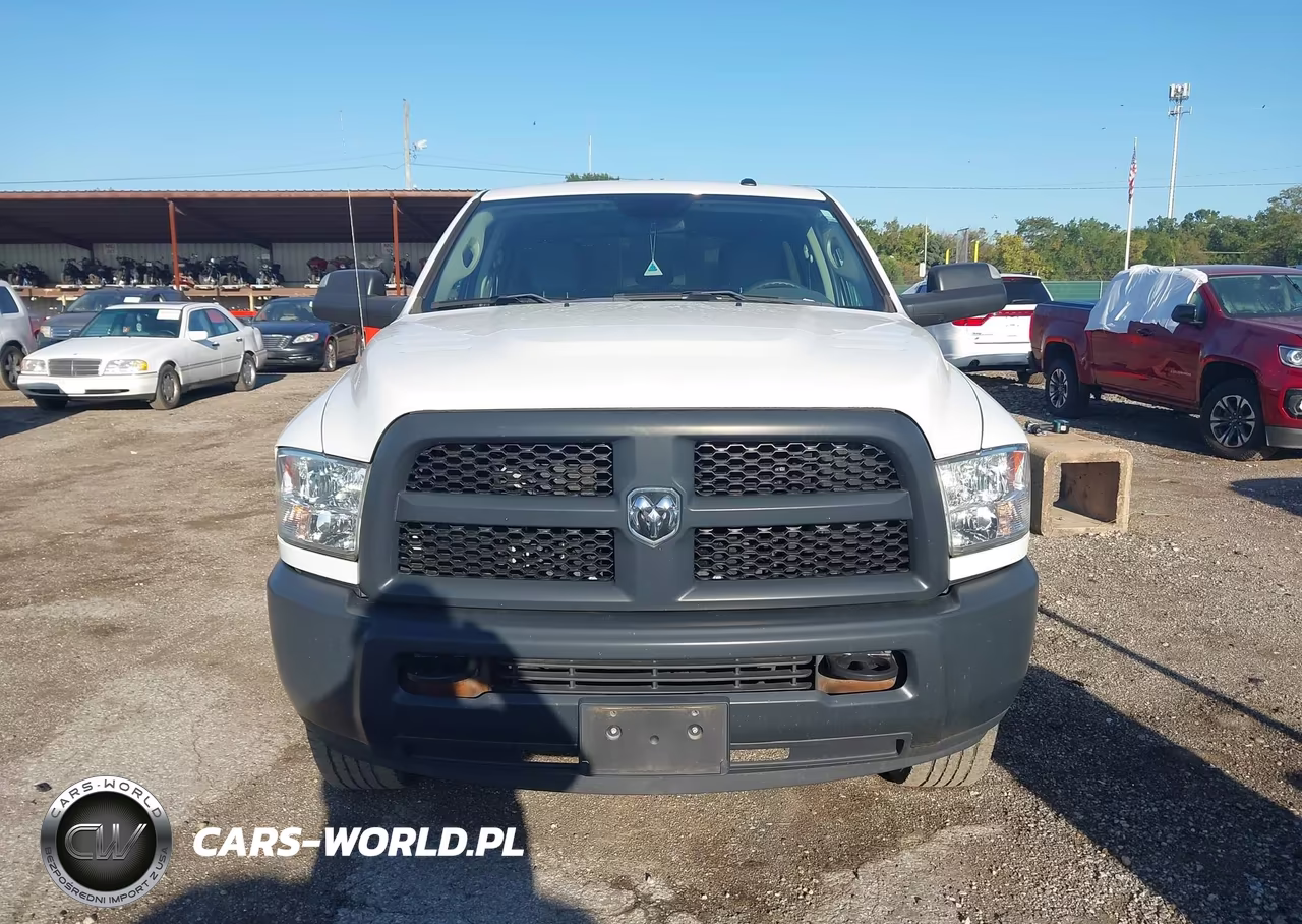 2018 Ram 3500 Tradesman 4X4 8' Box VIN:3C63R3GT1JG292105 - 12