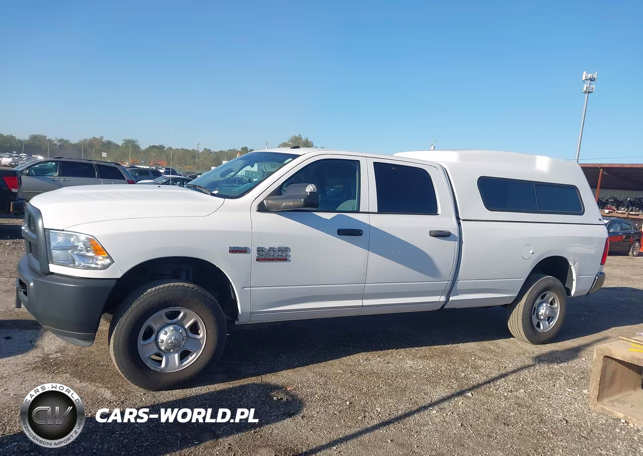 2018 Ram 3500 Tradesman 4X4 8' Box VIN:3C63R3GT1JG292105 - 14