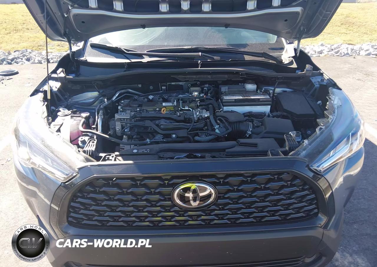 2024 Toyota Corolla Cross Le VIN:7MUBAAAG5RV103597 - 10
