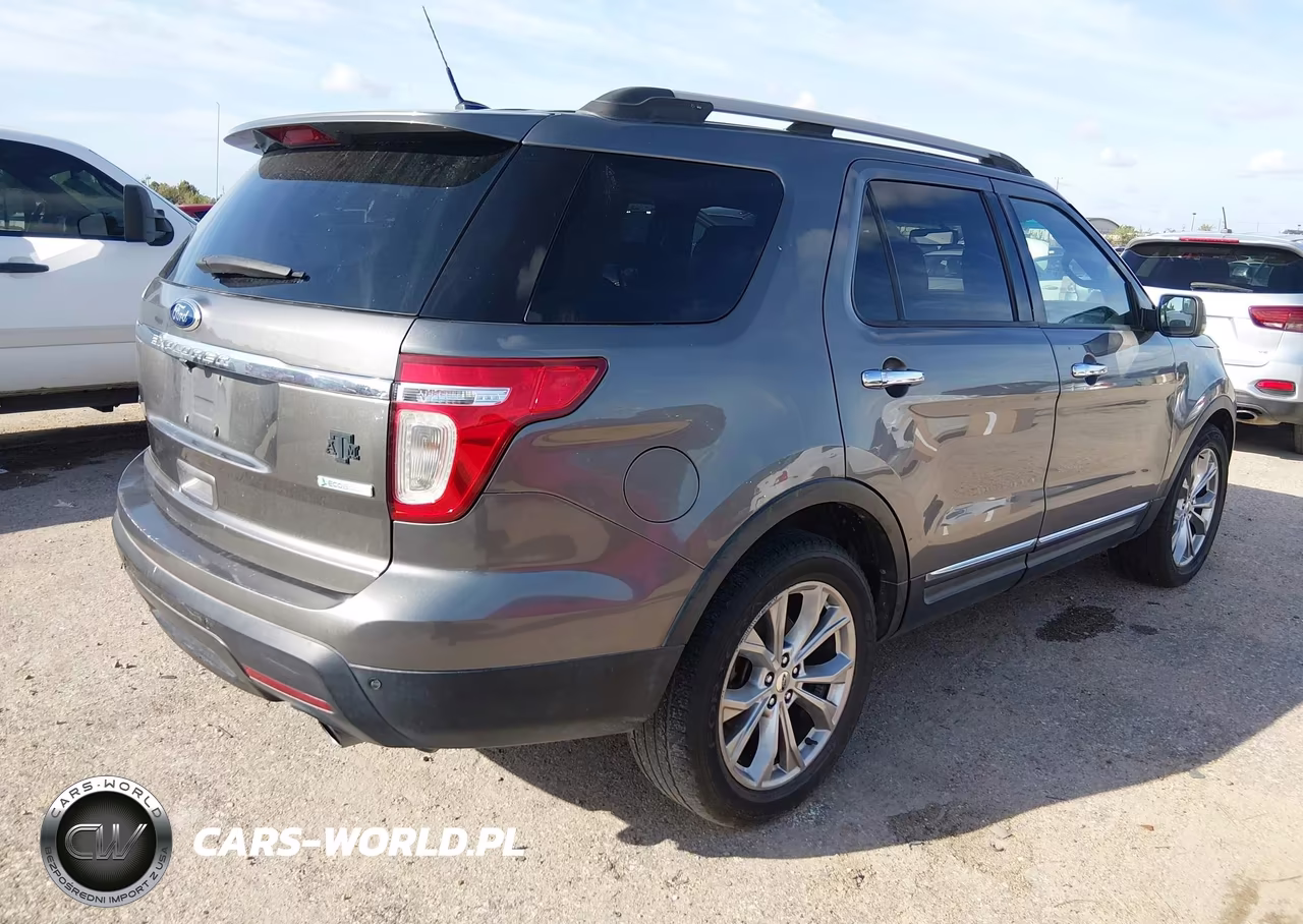 2012 Ford Explorer Xlt VIN:1FMHK7D92CGA49464 - 4