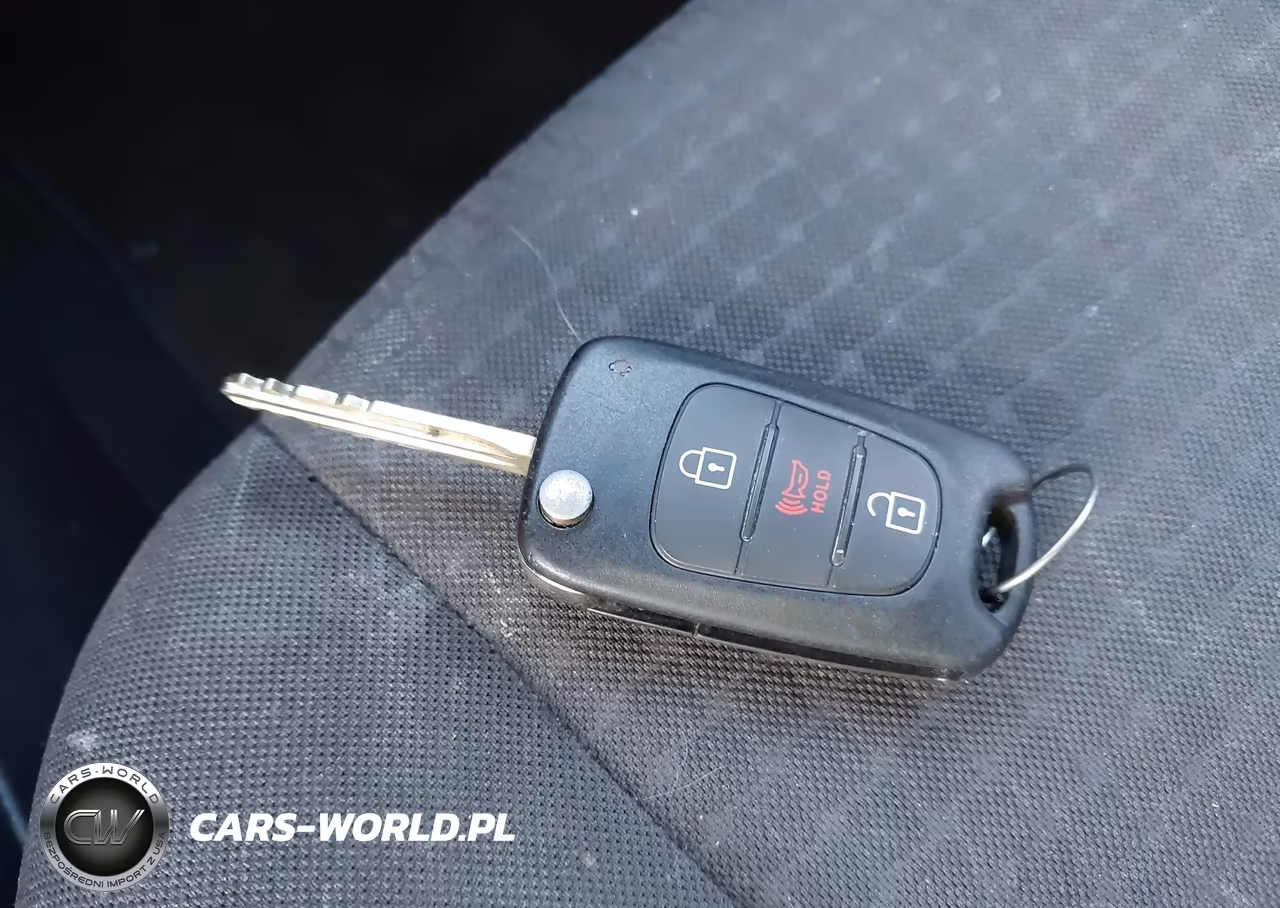 2013 Kia Soul VIN:KNDJT2A51D7504703 - 11