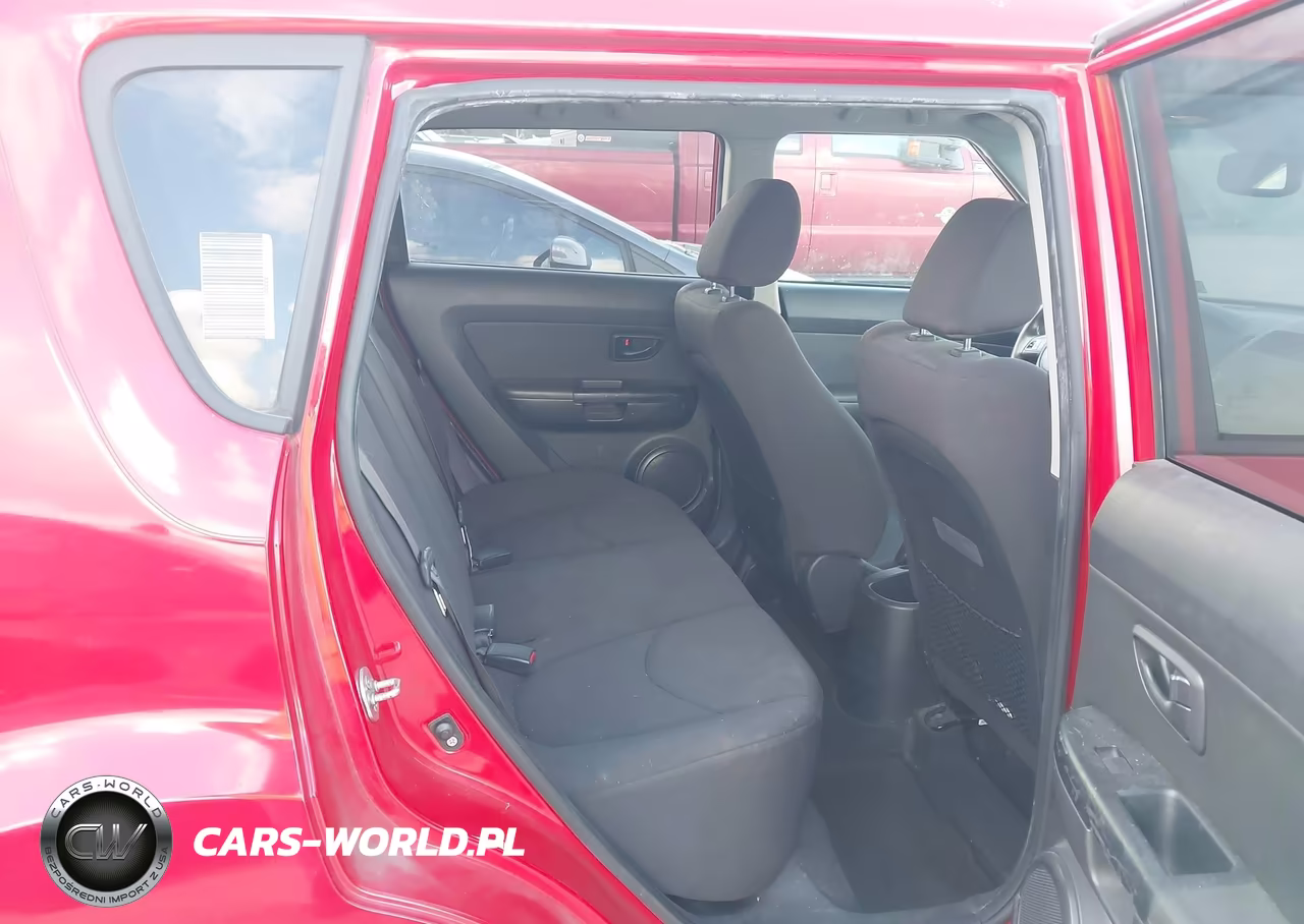 2013 Kia Soul VIN:KNDJT2A51D7504703 - 8