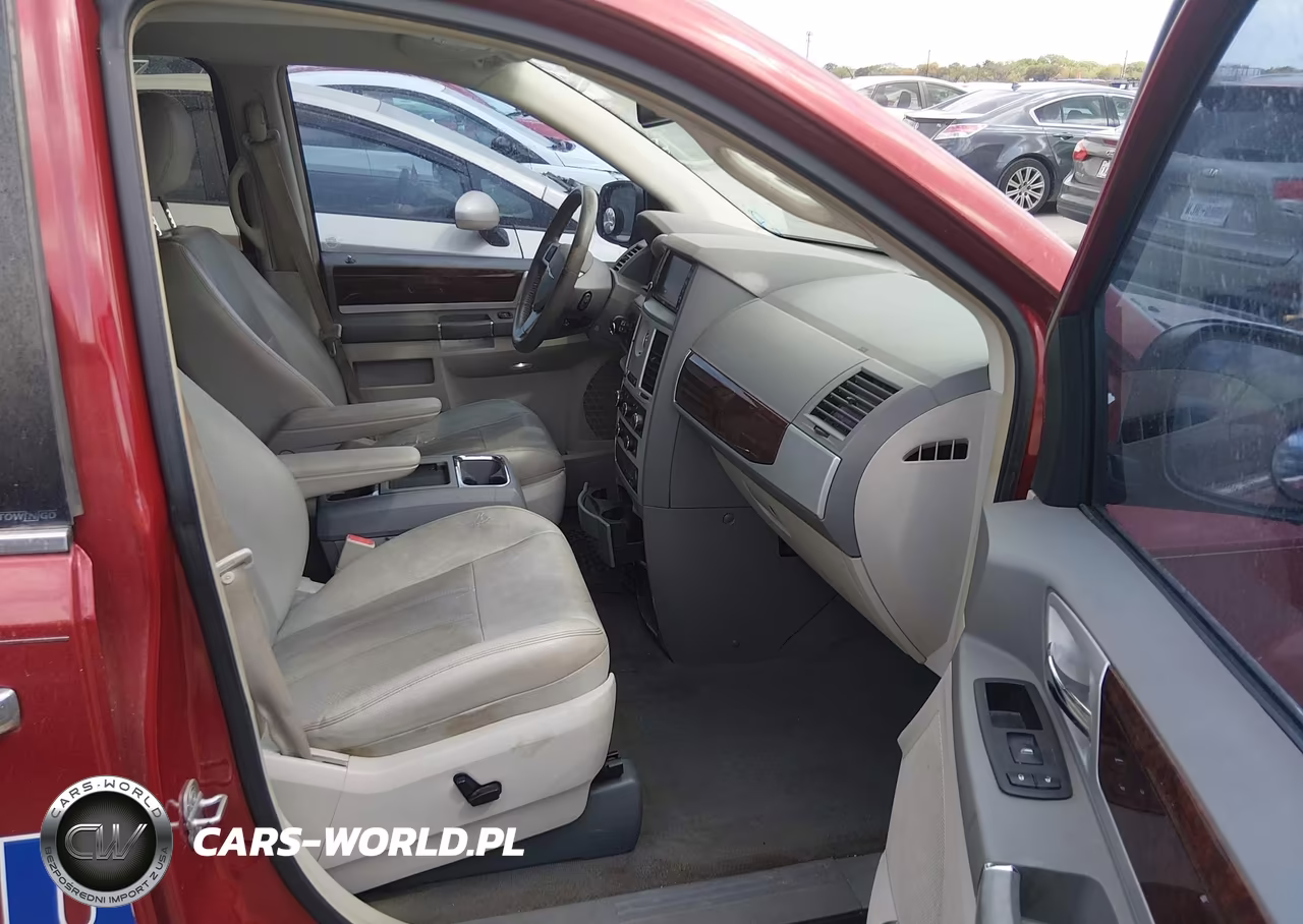 2009 Chrysler Town & Country Touring VIN:2A8HR54X59R631321 - 5