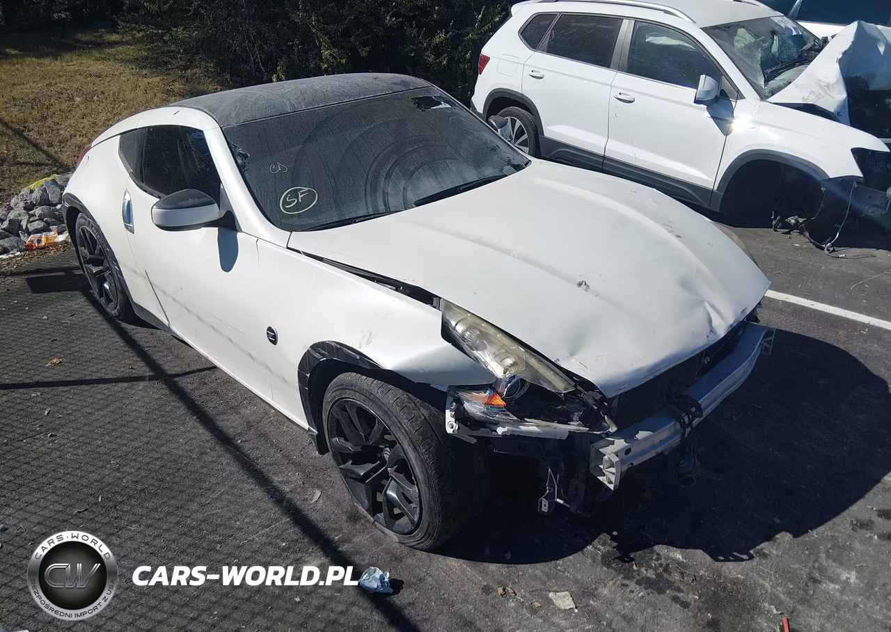 2017 Nissan 370Z Base