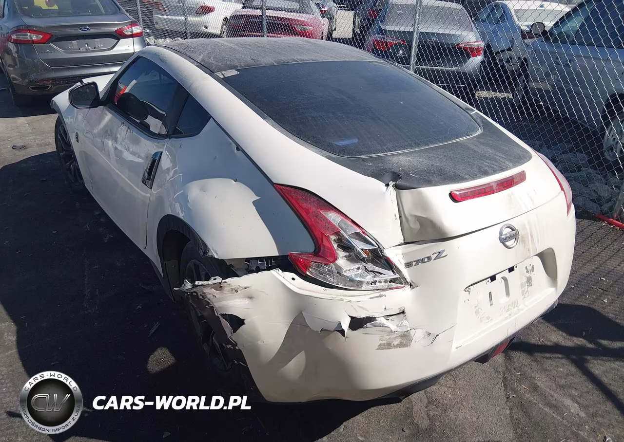 2017 Nissan 370Z Base VIN:JN1AZ4EH7HM952887 - 17
