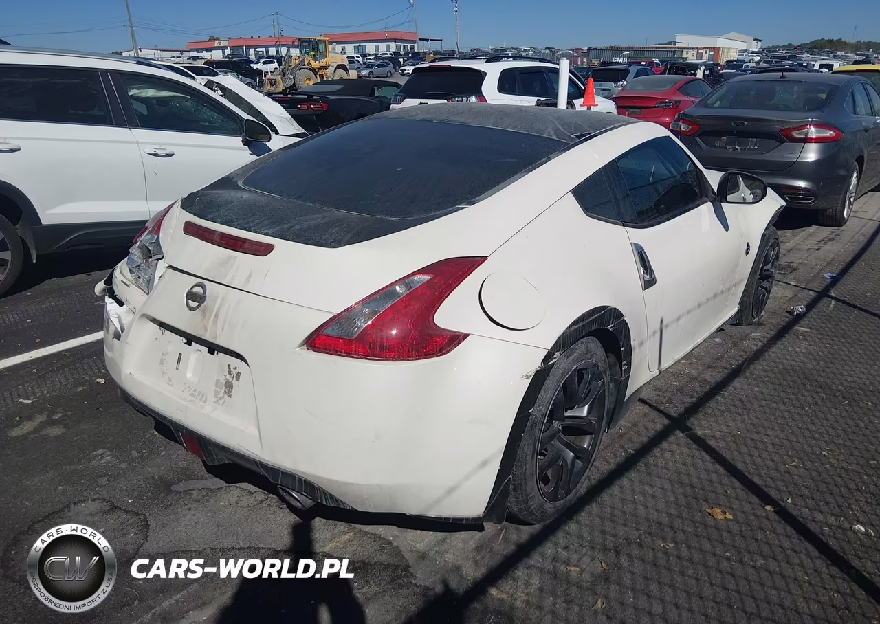 2017 Nissan 370Z Base VIN:JN1AZ4EH7HM952887 - 4