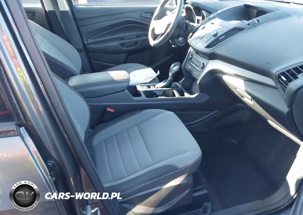 2017 Ford Escape S VIN:1FMCU0F77HUE01230 - 5