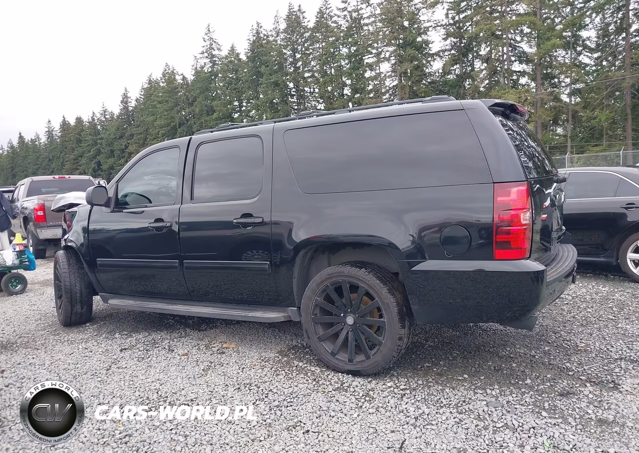 2013 Chevrolet Suburban 1500 Lt VIN:1GNSKJE78DR118367 - 15