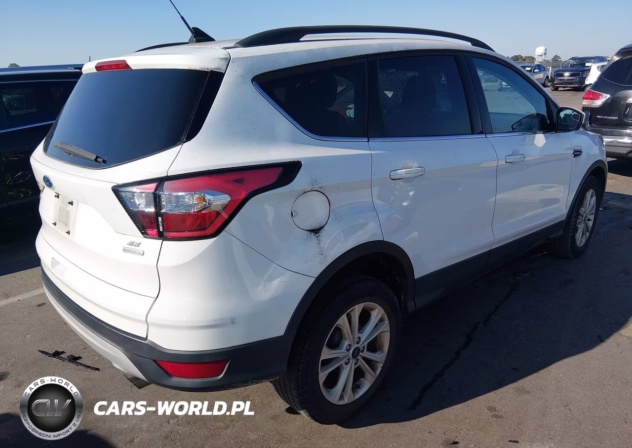 2018 Ford Escape Se VIN:1FMCU0GD5JUB35586 - 4