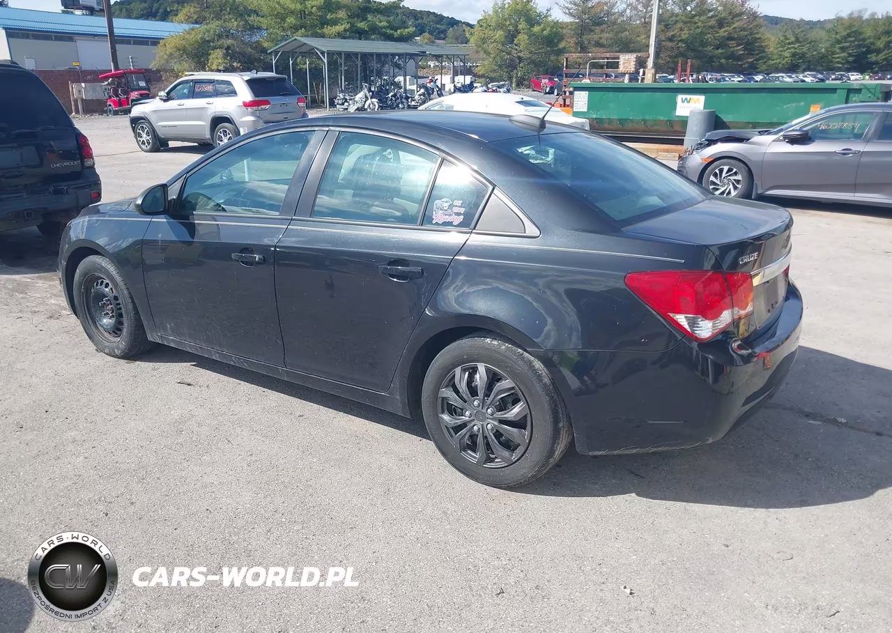 2015 Chevrolet Cruze Ls Auto VIN:1G1PA5SG2F7130440 - 3