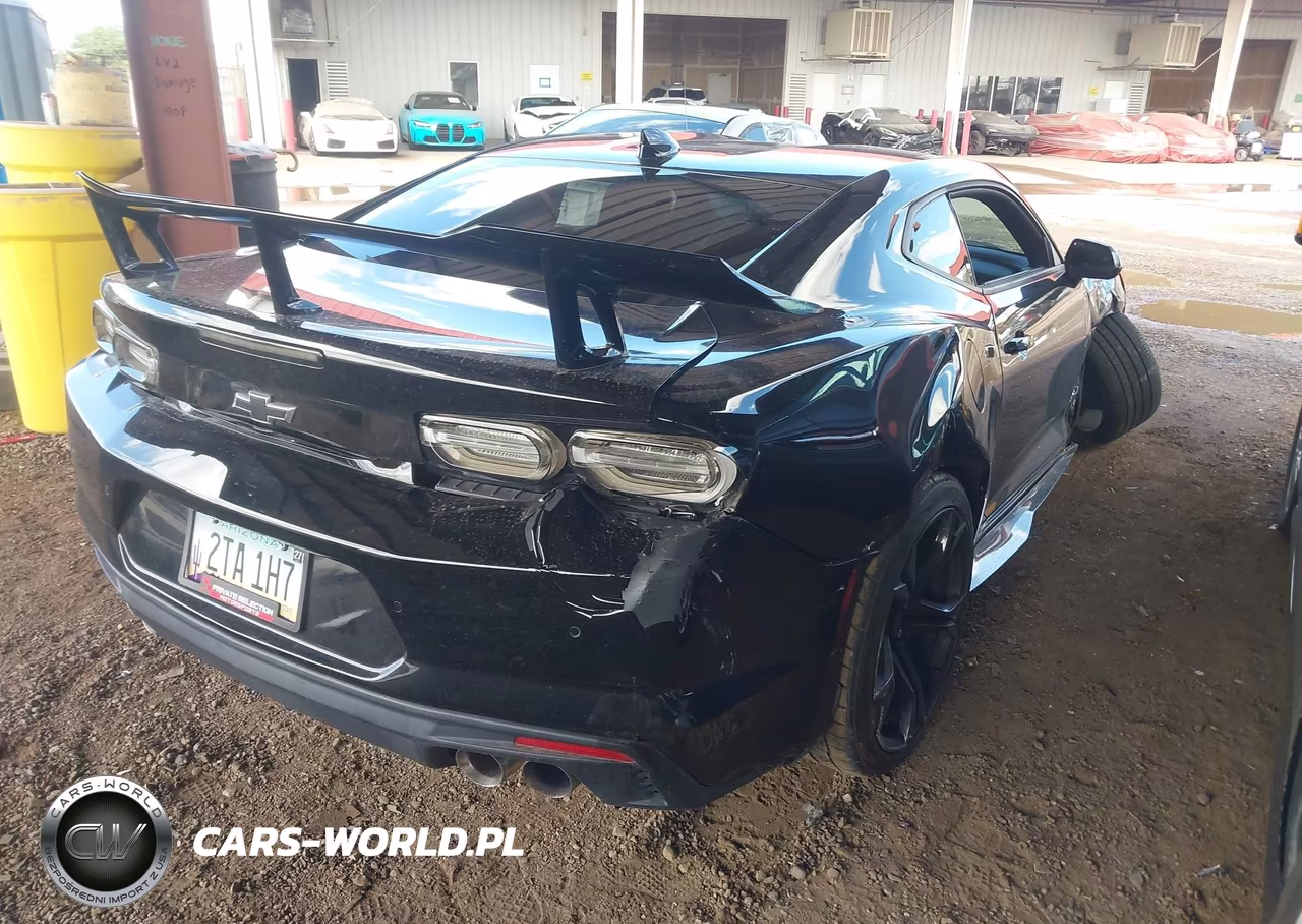 2018 Chevrolet Camaro Ss VIN:1G1FH1R70J0146871 - 4
