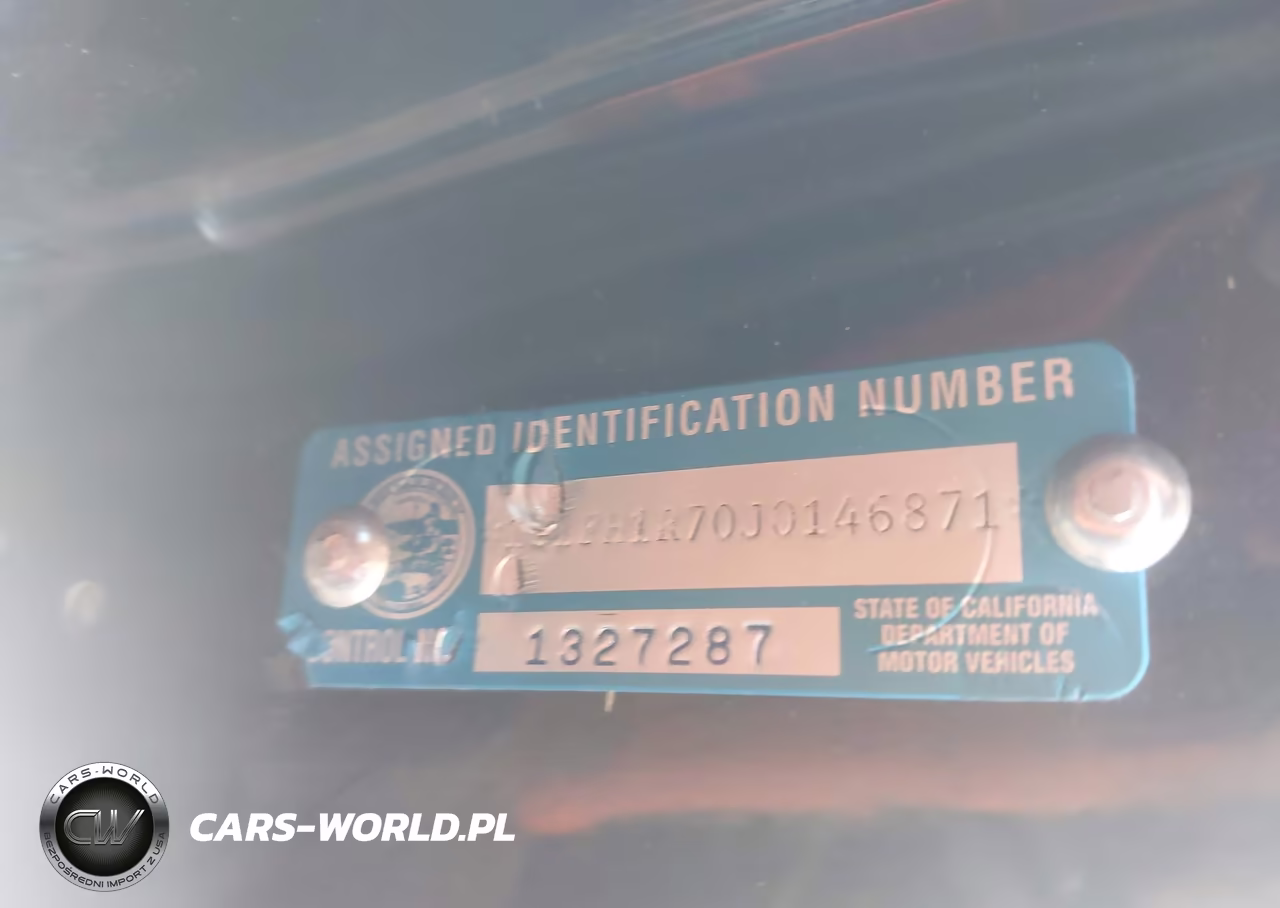 2018 Chevrolet Camaro Ss VIN:1G1FH1R70J0146871 - 9