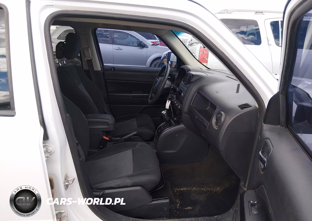 2016 Jeep Patriot Sport VIN:1C4NJPBA4GD634335 - 5