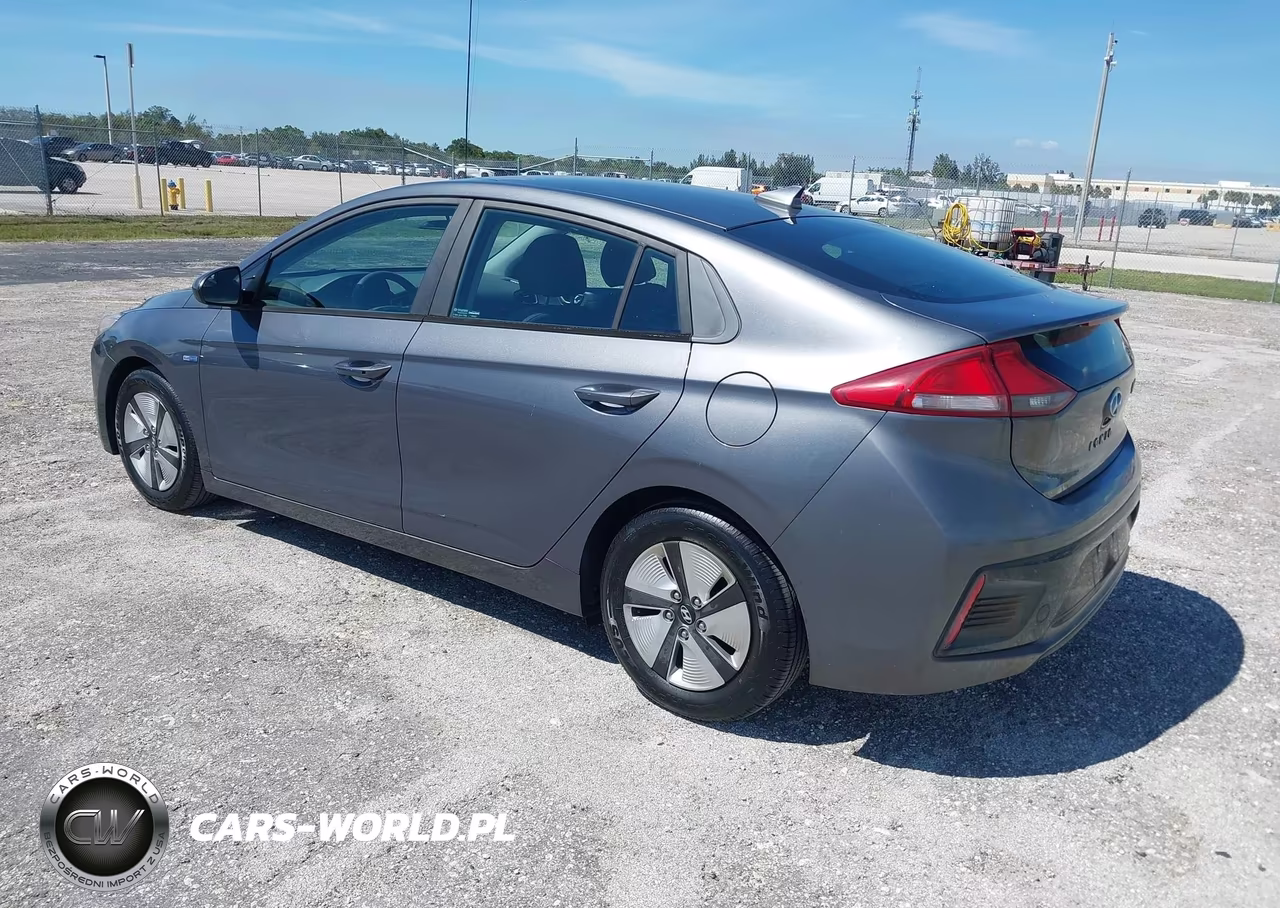 2018 Hyundai Ioniq Hybrid Blue VIN:KMHC65LC6JU100513 - 3
