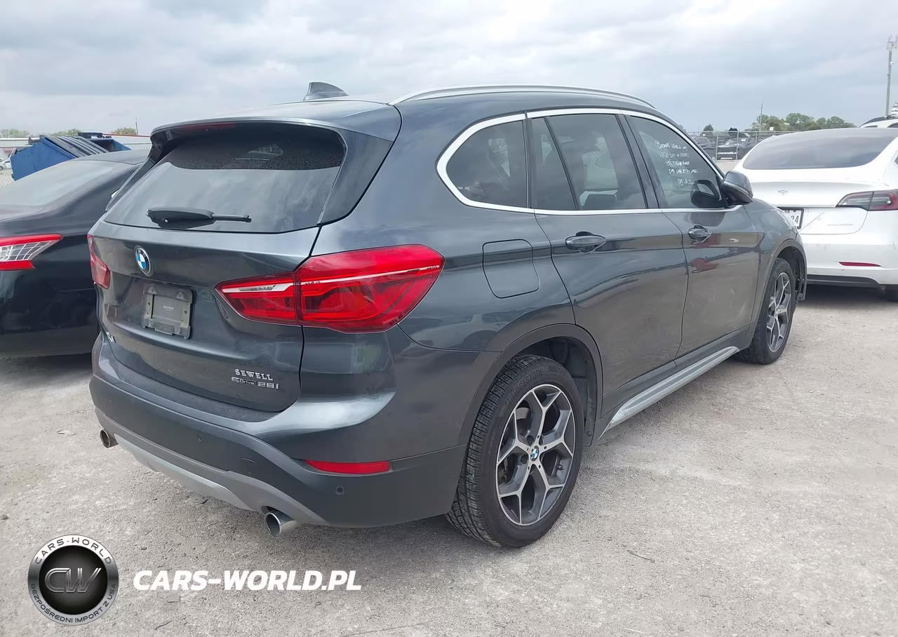 2019 BMW X1 Sdrive28I VIN:WBXHU7C51K3H44690 - 4
