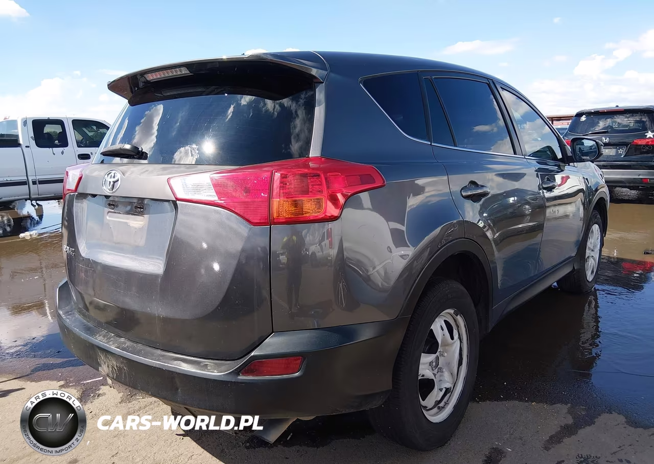 2015 Toyota Rav4 Le VIN:2T3ZFREV7FW141635 - 4