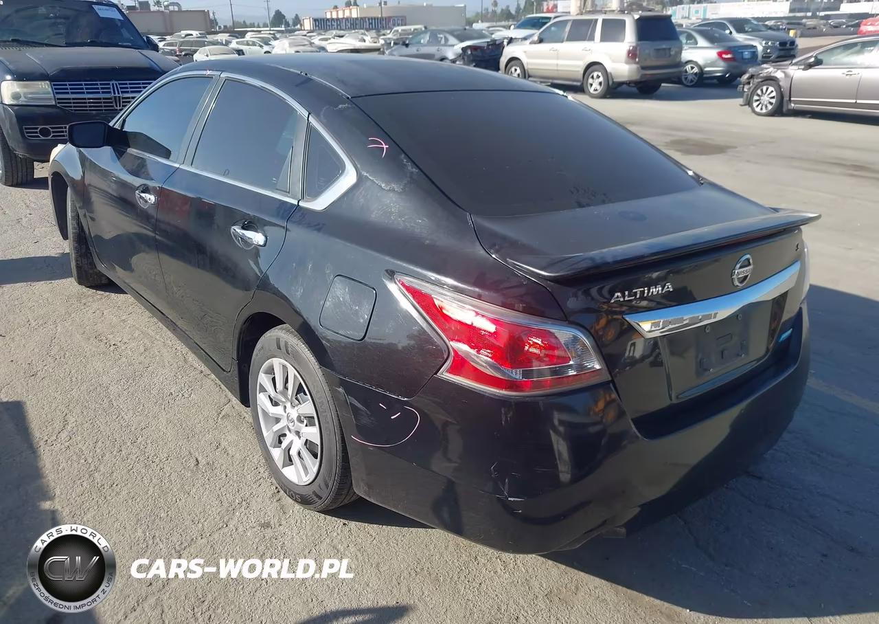 2014 Nissan Altima 2.5 S VIN:1N4AL3AP5EC156782 - 3