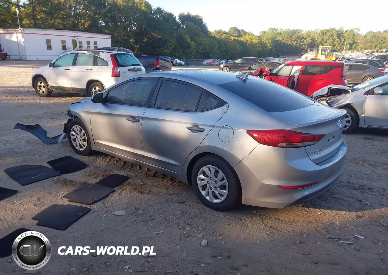 2017 Hyundai Elantra Se VIN:5NPD74LF9HH152586 - 3