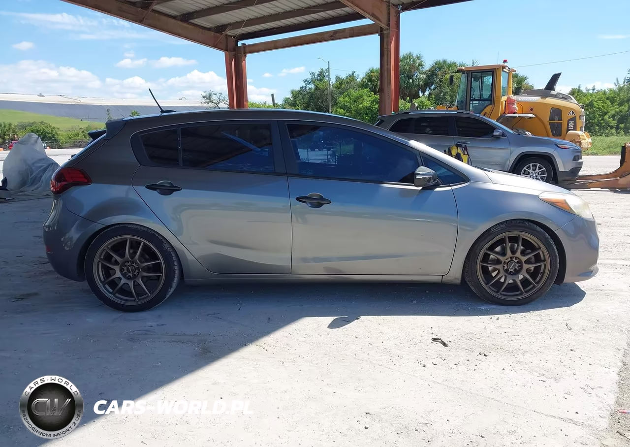 2016 Kia Forte Sx VIN:KNAFZ5A33G5536697 - 13