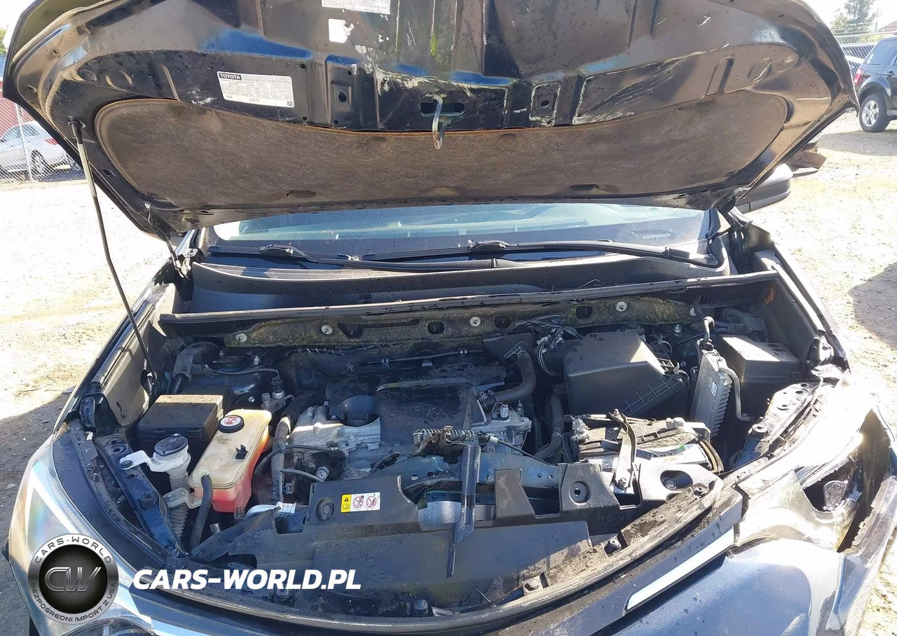 2018 Toyota Rav4 Le VIN:JTMBFREV4JJ256363 - 10