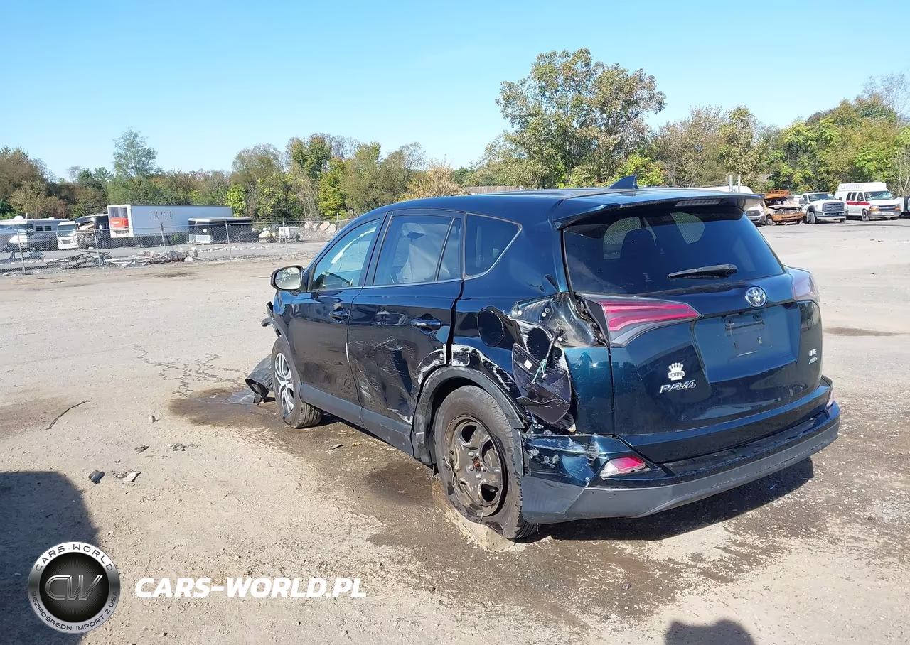 2018 Toyota Rav4 Le VIN:JTMBFREV4JJ256363 - 3
