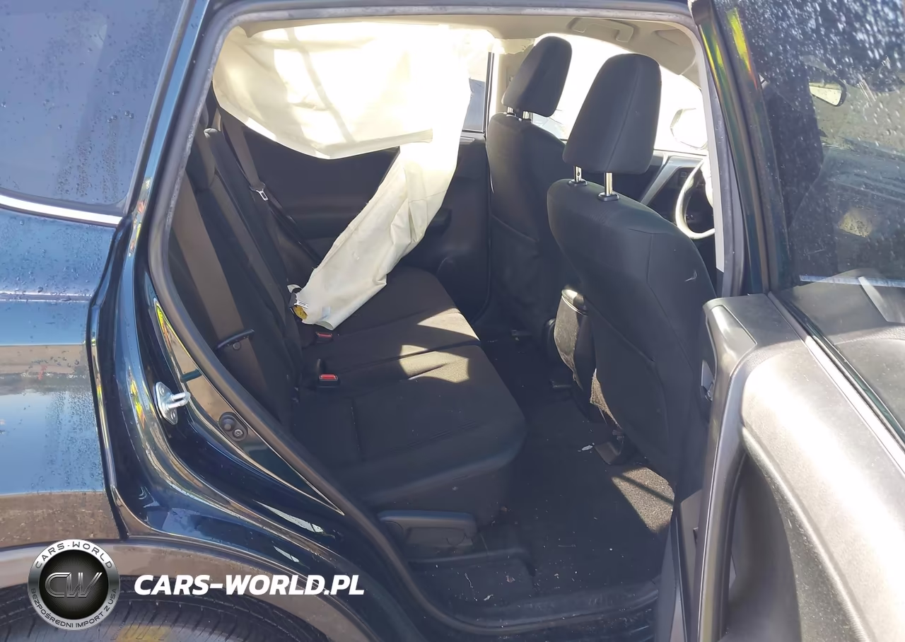 2018 Toyota Rav4 Le VIN:JTMBFREV4JJ256363 - 8