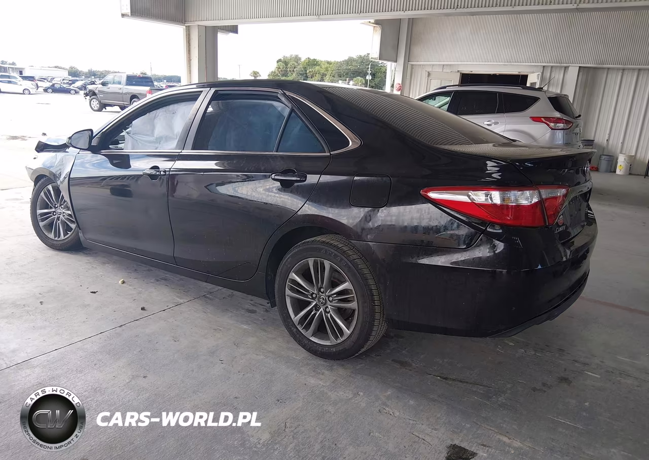 2017 Toyota Camry Se VIN:4T1BF1FK1HU297110 - 3