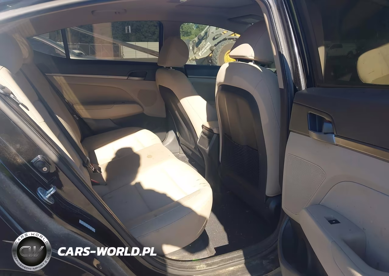 2017 Hyundai Elantra Value Edition VIN:KMHD84LF8HU252368 - 8