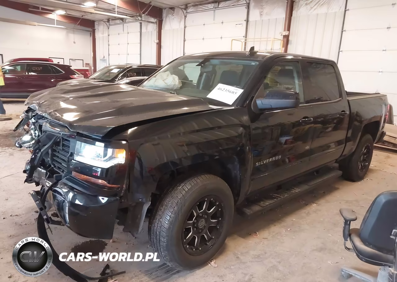 2018 Chevrolet Silverado 1500 2Lt VIN:3GCUKREC7JG299423 - 2