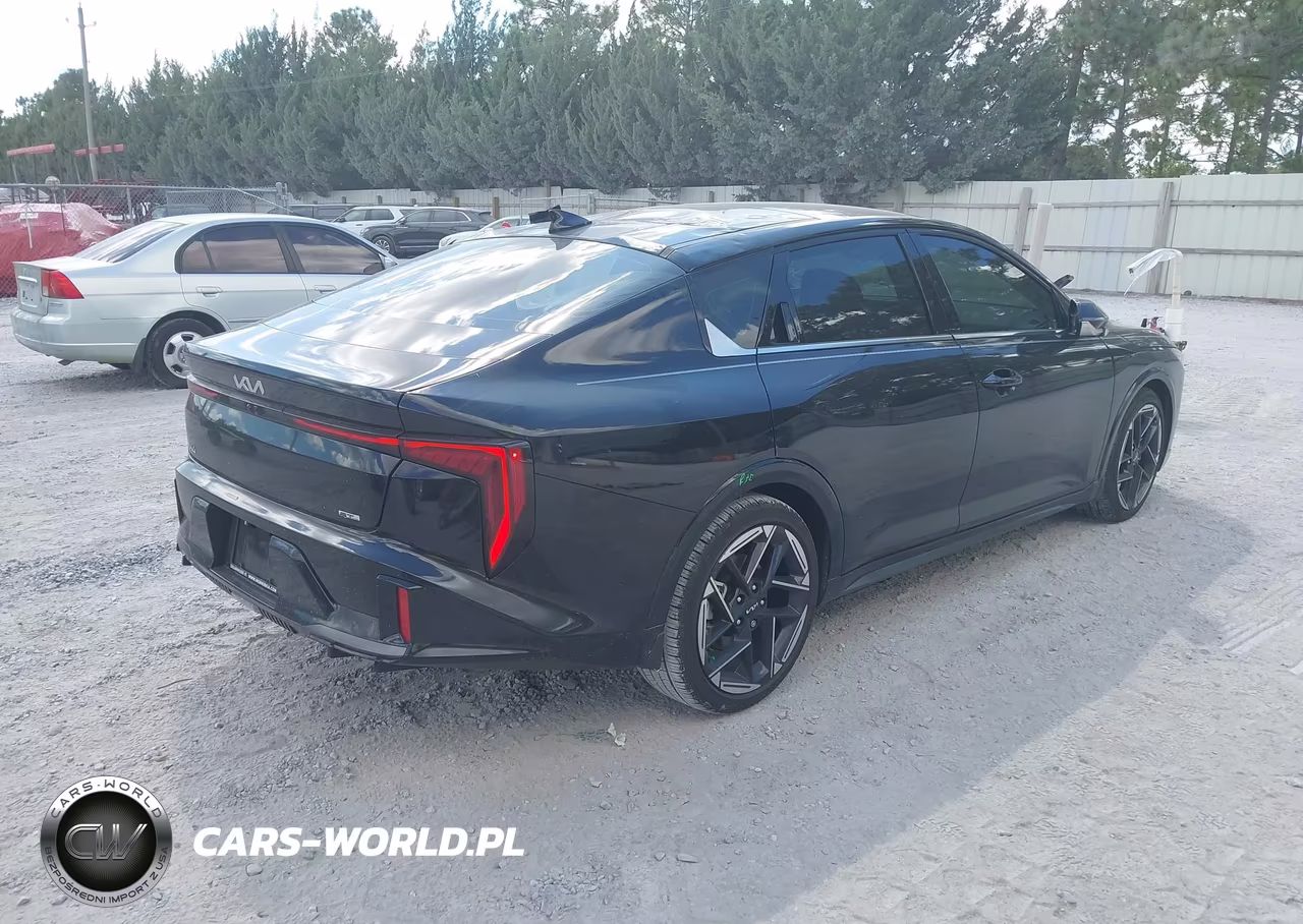 2025 Kia K4 Gt-Line VIN:3KPFW4DE3SE156565 - 4
