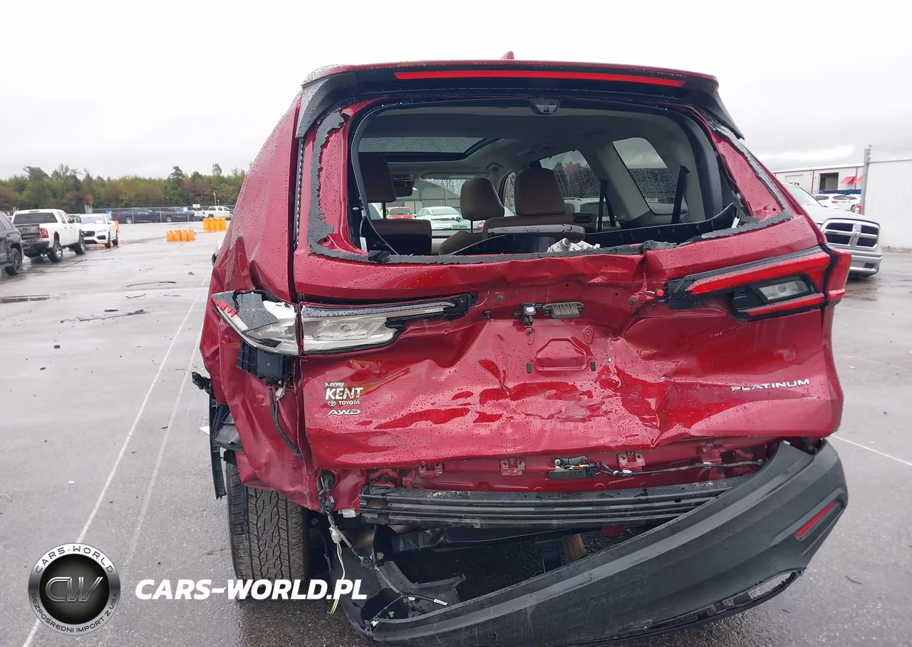 2025 Toyota Grand Highlander Platinum VIN:5TDAAAB57SS078193 - 6