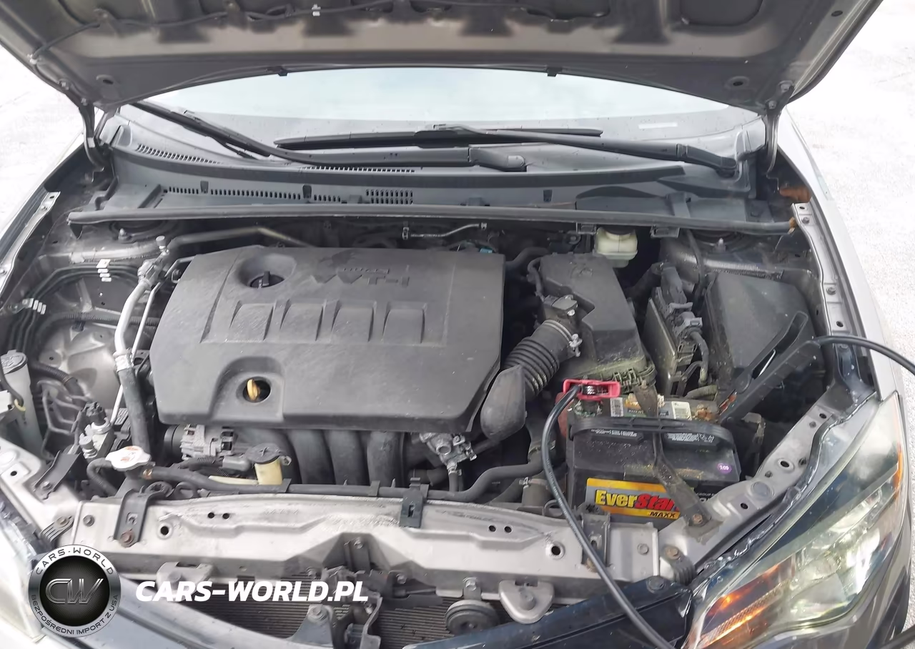 2018 Toyota Corolla Le VIN:5YFBURHE8JP810081 - 10
