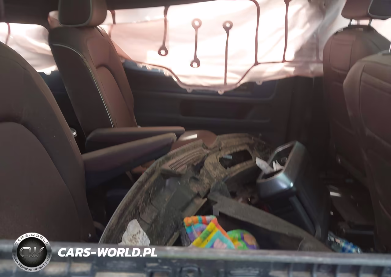2025 Volkswagen Id. Buzz Pro S Plus With 4Motion VIN:WVGNYVEBXSH045341 - 8