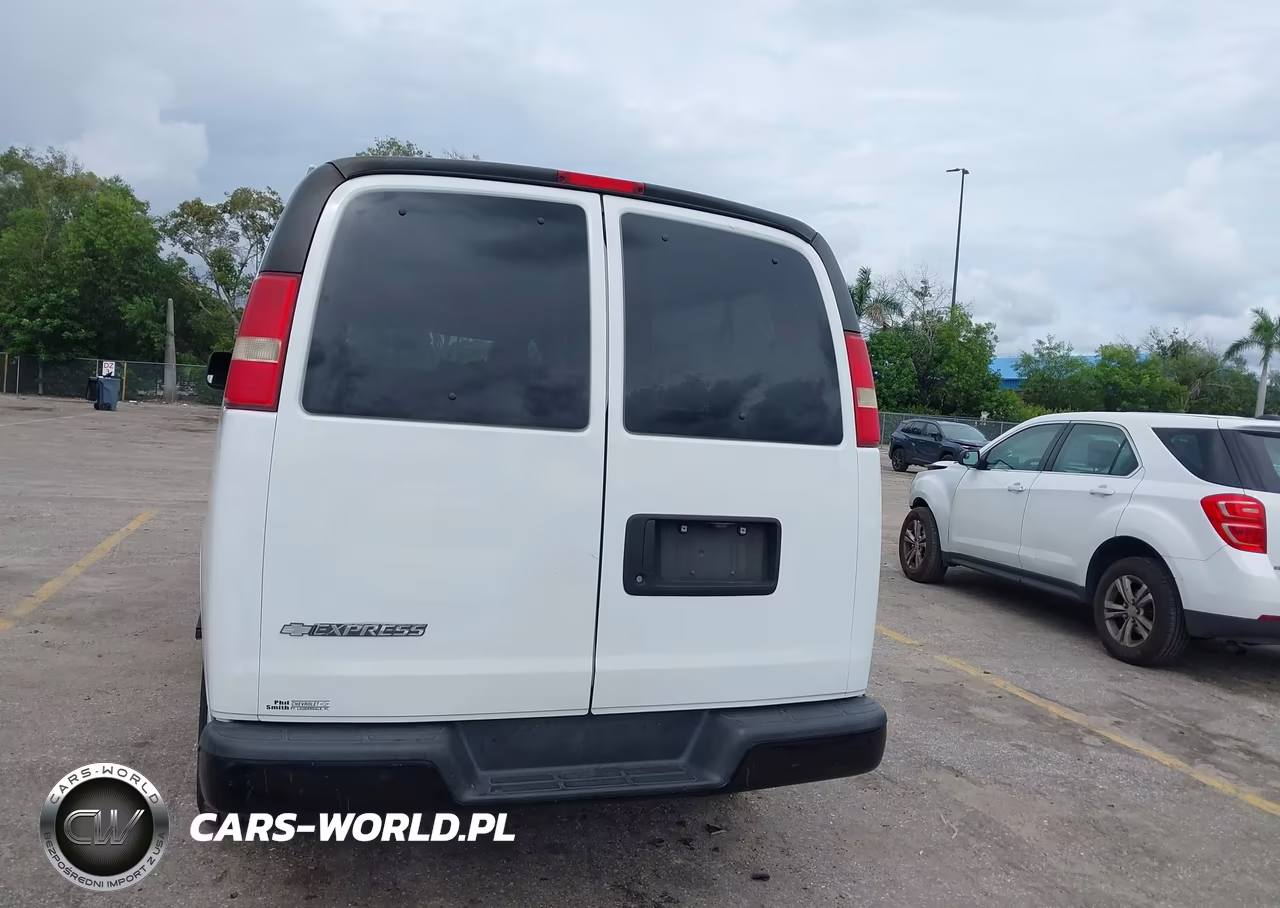 2017 Chevrolet Express 3500 Ls VIN:1GAZGNFF4H1128901 - 17
