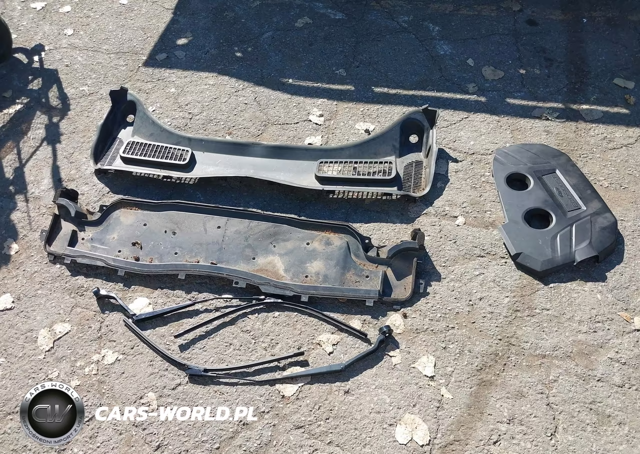 2019 Ford Escape Titanium VIN:1FMCU9J98KUA70632 - 12