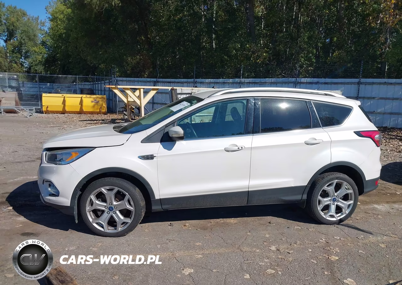 2019 Ford Escape Titanium VIN:1FMCU9J98KUA70632 - 15